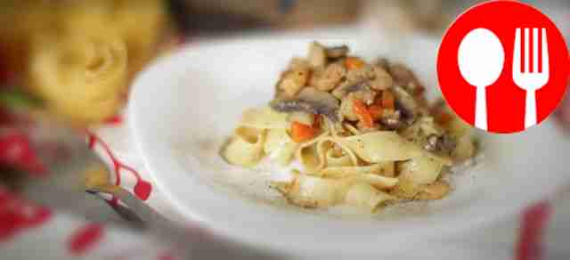 Фетучини с грибами и креветками