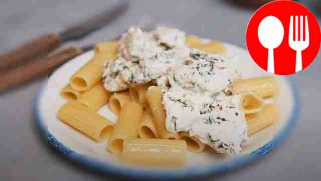 Курица в кефирном соусе