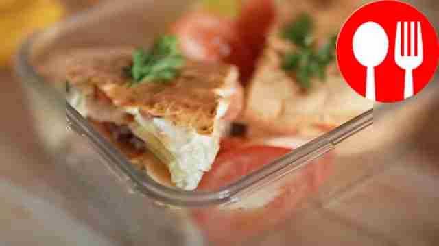 Beef taco with ranch sauce