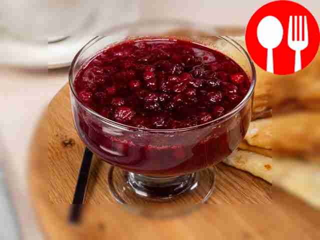 Frozen lingonberry jam