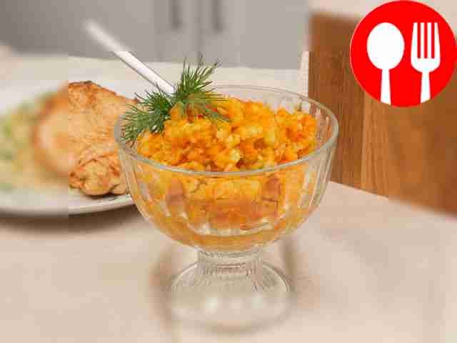 Squash caviar with tomatoes