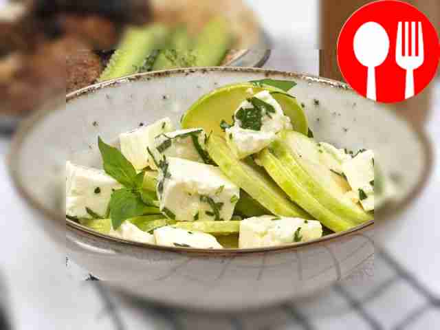 Marinated zucchini in 2 hours