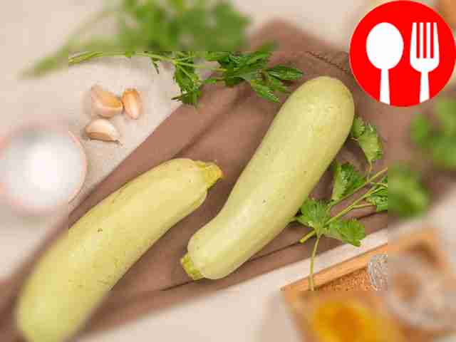 Wash the zucchini, remove the green stalk....