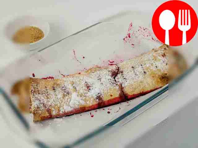 Place the strudel in the oven for 20-30 minutes.