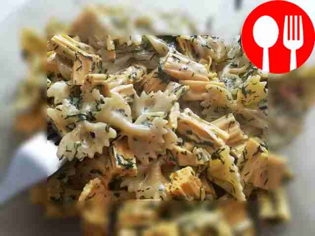 Pasta with soy asparagus