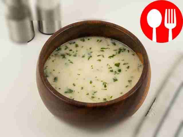 Milk soup with potatoes