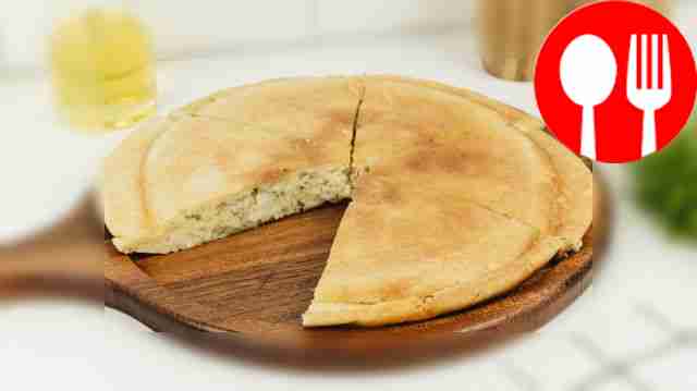 Jellied pie in a frying pan