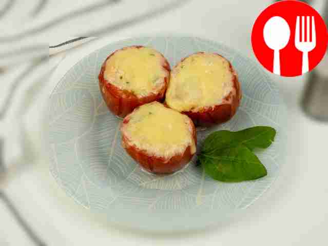 Tomatoes stuffed with rice and shrimp