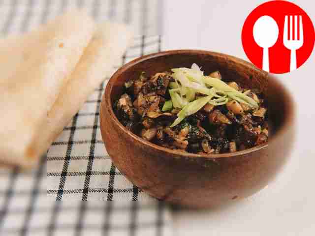 Закуска из маринованных грибов