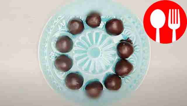 Coconut candies with almonds