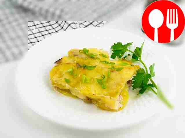 Картофельная запеканка с говядиной и кабачками