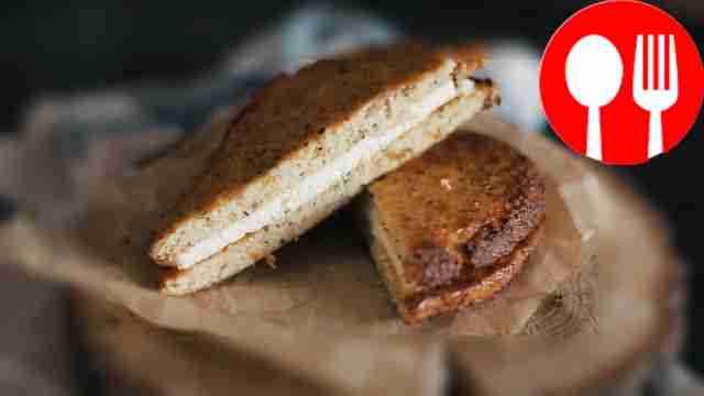 Необычный сырный сэндвич без муки