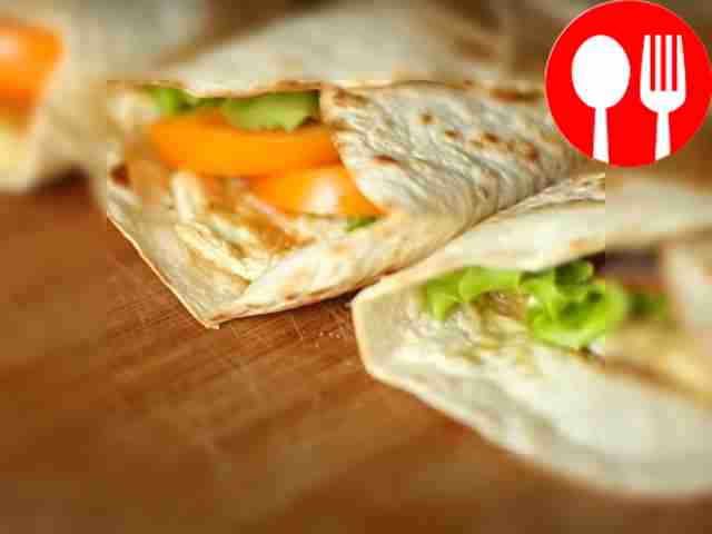 Tortilla roll with ham and cheese