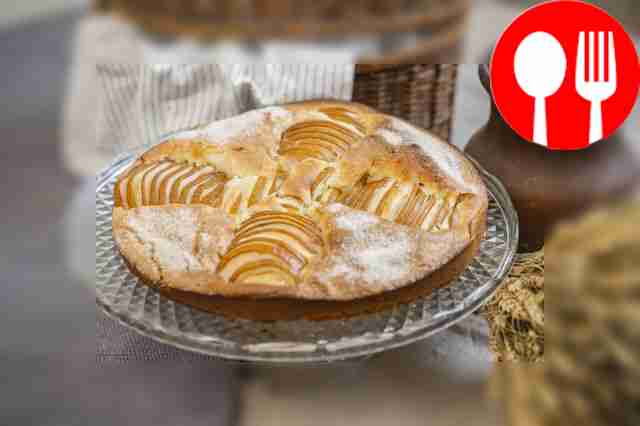 Original charlotte with pear