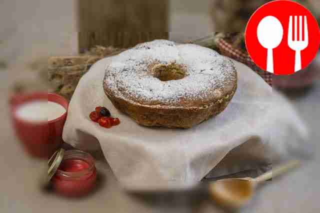 Lush charlotte on kefir