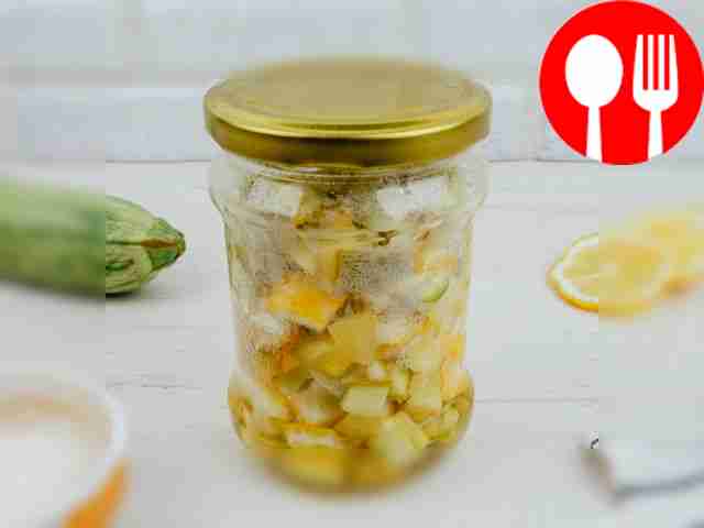 Подавайте варенье к тостам, панкейкам и блинам.