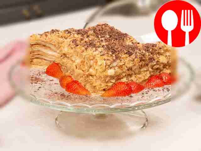 Слоеный торт «Наполеон» с заварным кремом