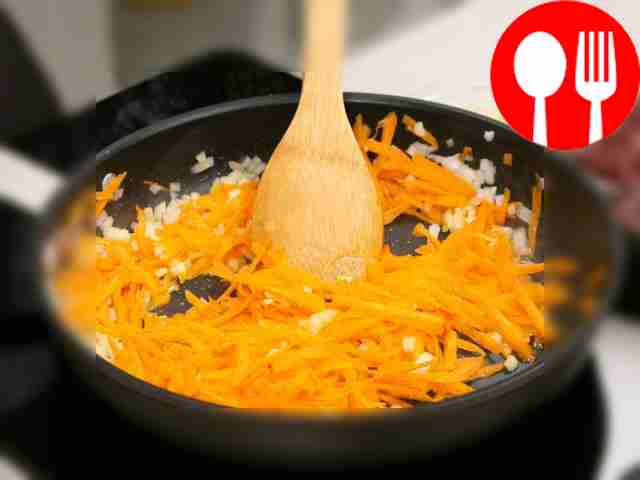 Prepare onions and carrots. In a heated frying...