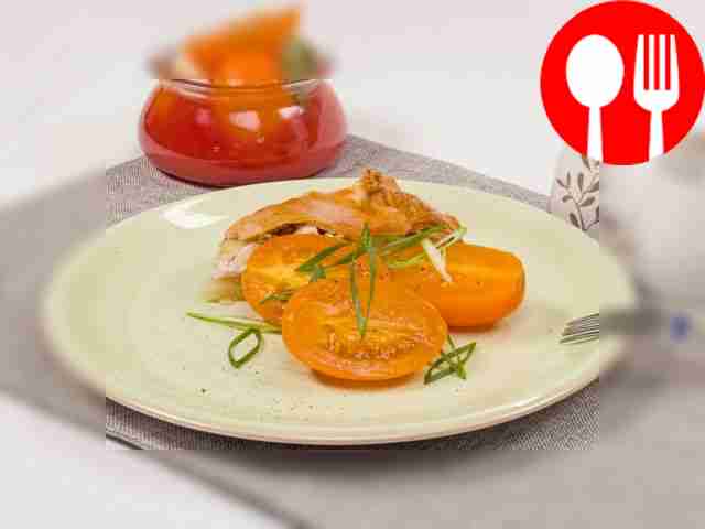 Marinated tomatoes with tomato juice