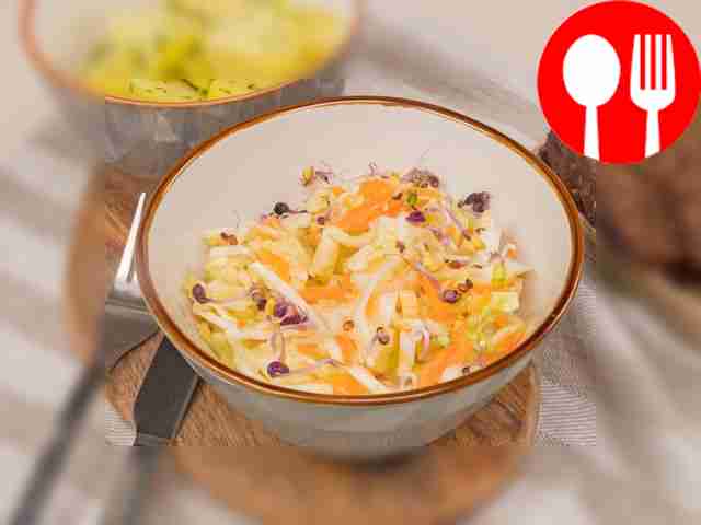 Simple pickled cabbage with garlic and carrots