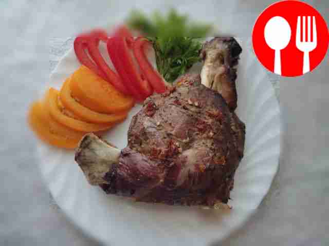 Soft lamb shanks in foil