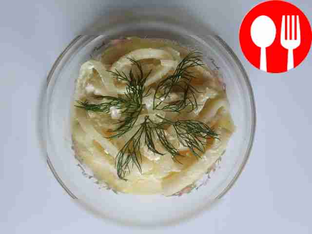 Кальмары в нежном сметанном соусе