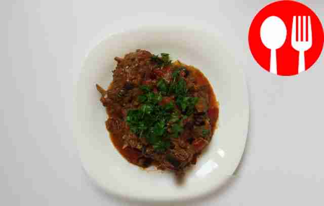 Нежная баранина с баклажанами