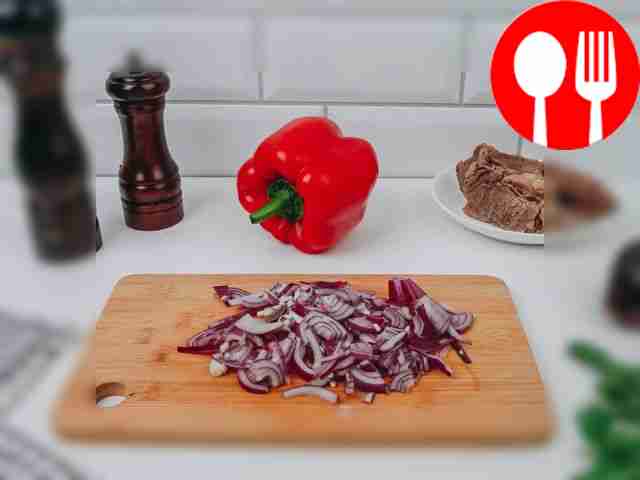 Dice the onion and grate the cheese on a coarse grater.