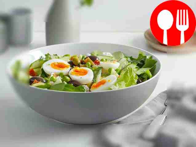 Салат из кальмаров с солеными огурцами