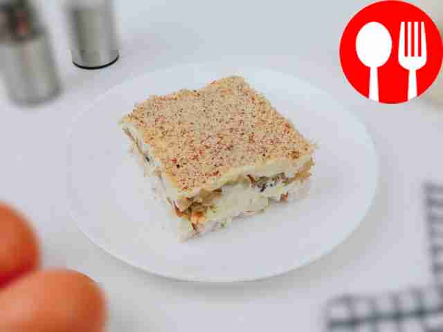 Chicken salad with mushrooms and cheese