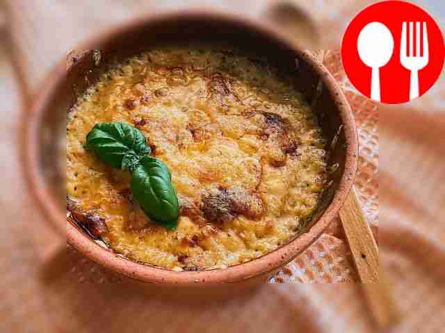 Chicken liver in pots