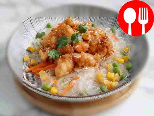 A simple wok with funchose, vegetables, chicken and soy sauce