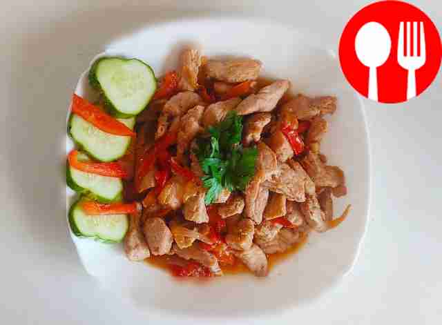 Филе индейки с овощами на вок