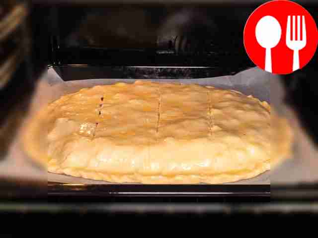 Bake the pie. Roll both parts of the dough...