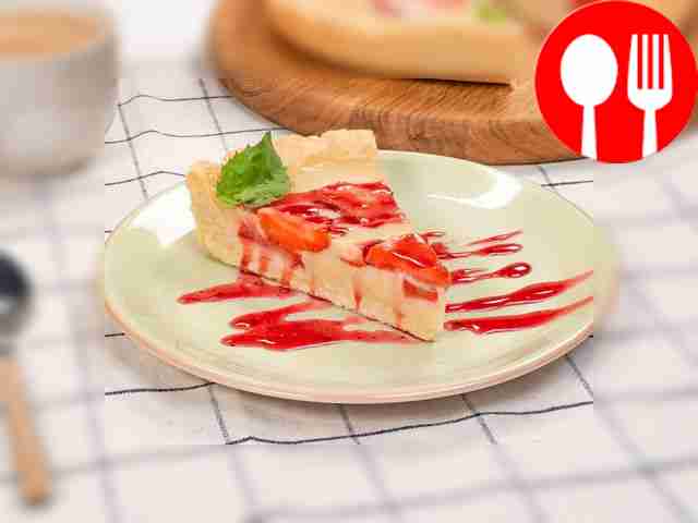 Strawberry custard pie