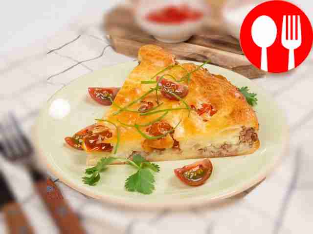 Classic jellied pie with cabbage in the oven