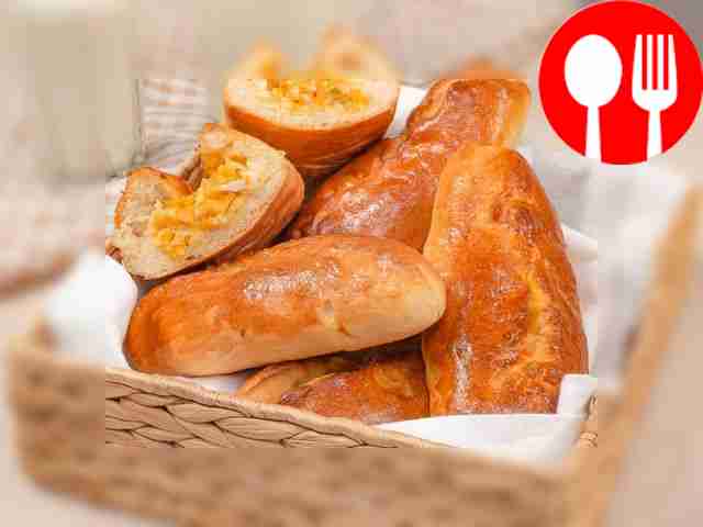 Pie with cabbage and milk