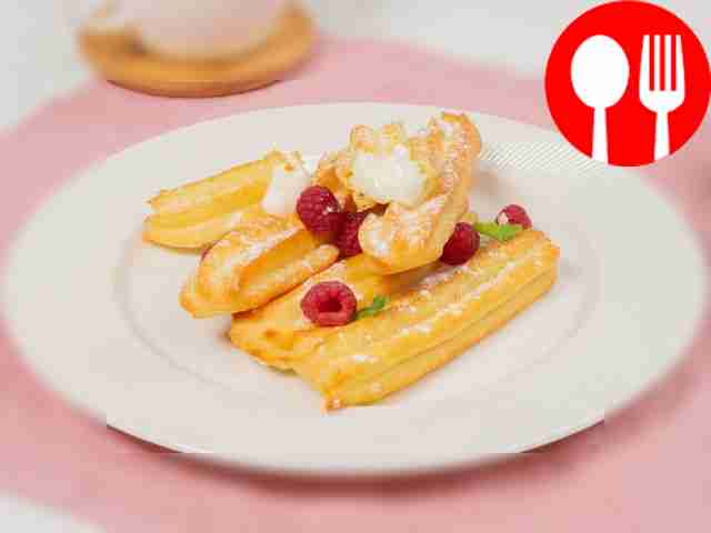 Домашние эклеры с творожным кремом