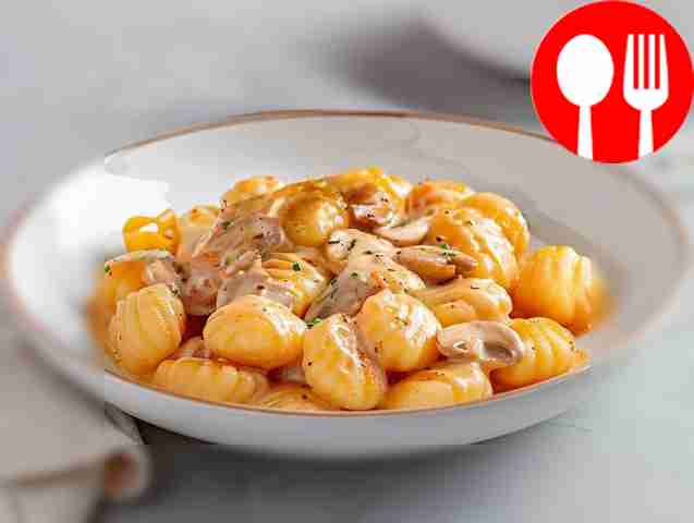 Итальянские картофельные ньокки с грибами