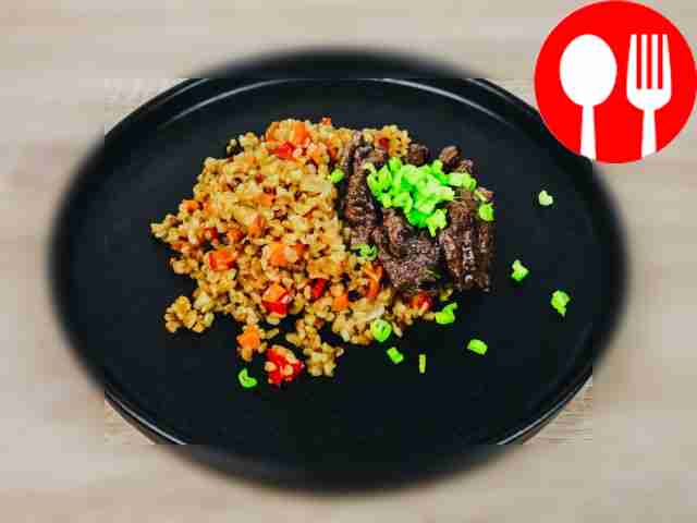 Bulgur with vegetables and beef