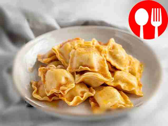 Homemade ravioli with ricotta