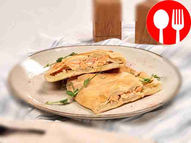 Layer pie with fish and potatoes