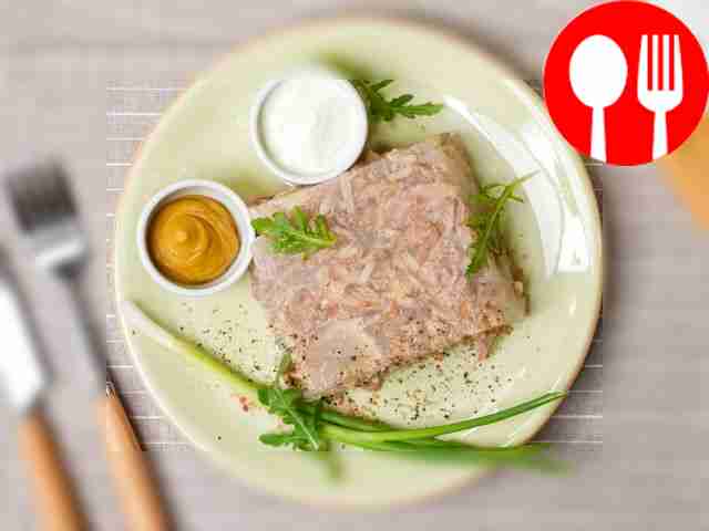 Remove the frozen jellied meat from the mold...