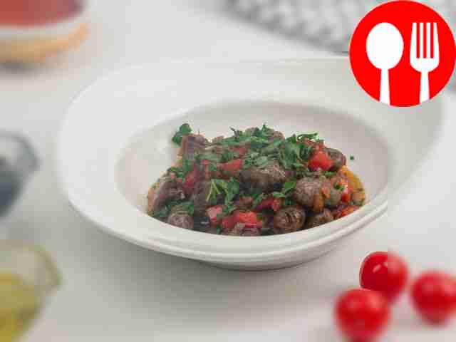 Куриные сердечки с овощами