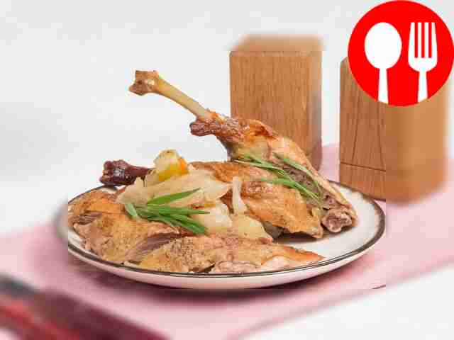 Duck with sauerkraut in the oven