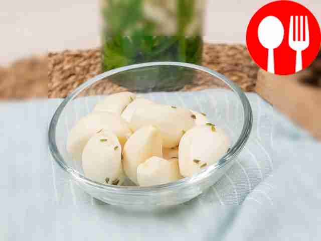 Add pickled garlic without sterilization to...