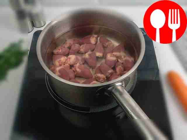 Boil the hearts. Pour water into the pan, add...