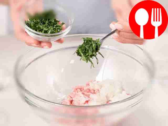 Prepare minced meat for filling. Grind the...