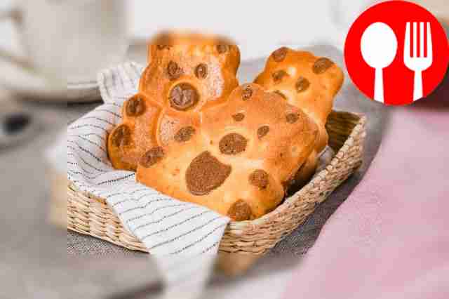 Homemade Barney Bears cakes