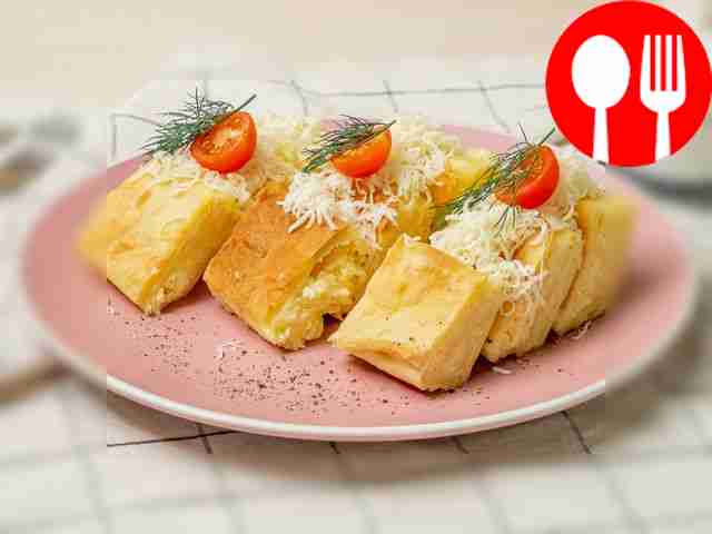 Ачма со слоеным тестом